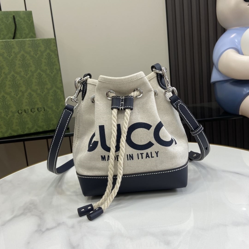 G*u*i bucket bags